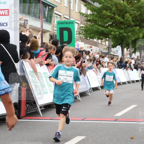 21.09.2025 - PSD Bank Halbmarathon Strokosch-Dieckow http://msf.ph/oto/8939162 21.09.2025 10:30:12 Ziel 140, 141, 195, 234, 245, 276, 430, 438 meine-sportfotos.de