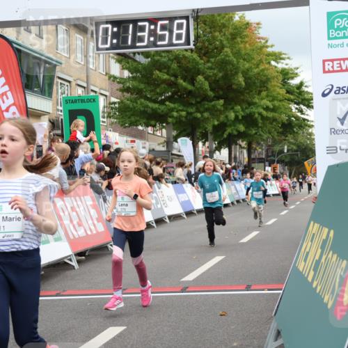 21.09.2025 - PSD Bank Halbmarathon Strokosch-Dieckow http://msf.ph/oto/8939262 21.09.2025 10:31:30 Ziel 139, 147, 148, 311, 376, 387 meine-sportfotos.de