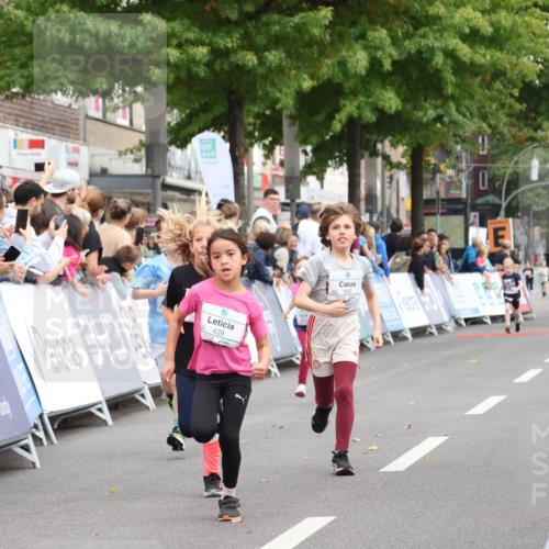 21.09.2025 - PSD Bank Halbmarathon Strokosch-Dieckow http://msf.ph/oto/8939270 21.09.2025 10:31:35 Ziel 147, 148, 287, 311, 326, 352, 376, 387, 439 meine-sportfotos.de