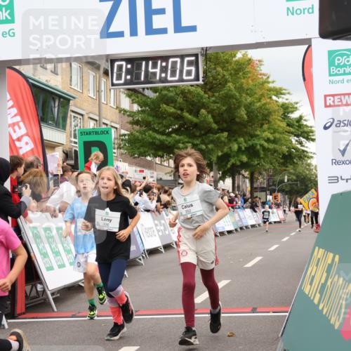 21.09.2025 - PSD Bank Halbmarathon Strokosch-Dieckow http://msf.ph/oto/8939273 21.09.2025 10:31:38 Ziel 147, 148, 287, 326, 352, 414, 439 meine-sportfotos.de
