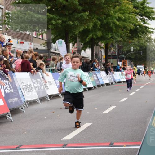 21.09.2025 - PSD Bank Halbmarathon Strokosch-Dieckow http://msf.ph/oto/8939358 21.09.2025 10:33:07 Ziel 156, 291, 386 meine-sportfotos.de