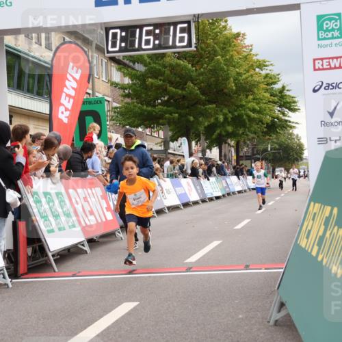 21.09.2025 - PSD Bank Halbmarathon Strokosch-Dieckow http://msf.ph/oto/8939386 21.09.2025 10:33:48 Ziel 308, 363 meine-sportfotos.de