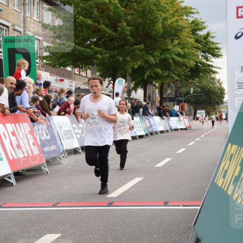21.09.2025 - PSD Bank Halbmarathon Strokosch-Dieckow http://msf.ph/oto/8939398 21.09.2025 10:33:59 Ziel 185, 186, 308 meine-sportfotos.de