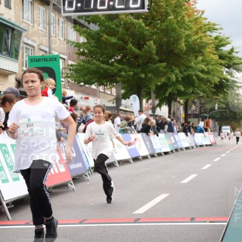 21.09.2025 - PSD Bank Halbmarathon Strokosch-Dieckow http://msf.ph/oto/8939400 21.09.2025 10:34:00 Ziel 185, 186, 308 meine-sportfotos.de