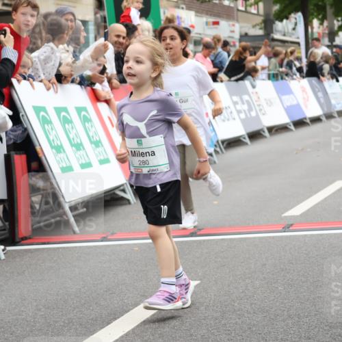21.09.2025 - PSD Bank Halbmarathon Strokosch-Dieckow http://msf.ph/oto/8939411 21.09.2025 10:34:33 Ziel 180, 181, 188, 280 meine-sportfotos.de