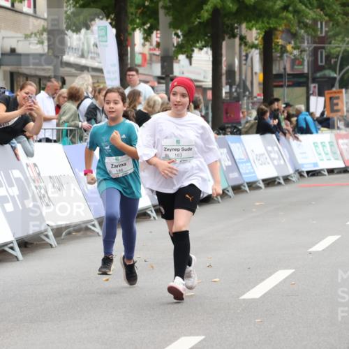 21.09.2025 - PSD Bank Halbmarathon Strokosch-Dieckow http://msf.ph/oto/8939418 21.09.2025 10:34:56 Ziel 146, 183 meine-sportfotos.de