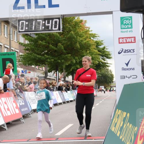 21.09.2025 - PSD Bank Halbmarathon Strokosch-Dieckow http://msf.ph/oto/8939430 21.09.2025 10:35:11 Ziel 136 meine-sportfotos.de