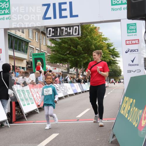 21.09.2025 - PSD Bank Halbmarathon Strokosch-Dieckow http://msf.ph/oto/8939432 21.09.2025 10:35:12 Ziel 136 meine-sportfotos.de