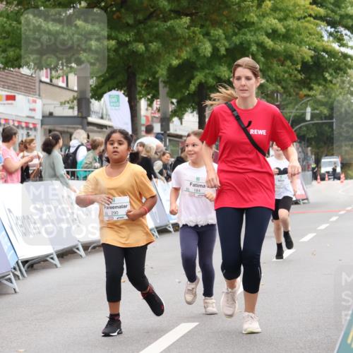 21.09.2025 - PSD Bank Halbmarathon Strokosch-Dieckow http://msf.ph/oto/8939451 21.09.2025 10:36:08 Ziel 184, 187, 284, 290 meine-sportfotos.de