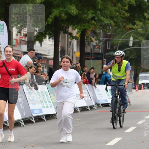 21.09.2025 - PSD Bank Halbmarathon Strokosch-Dieckow http://msf.ph/oto/8939465 21.09.2025 10:37:23 Ziel  meine-sportfotos.de