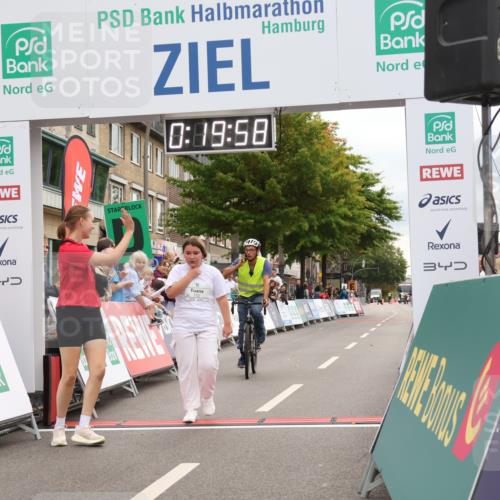 21.09.2025 - PSD Bank Halbmarathon Strokosch-Dieckow http://msf.ph/oto/8939473 21.09.2025 10:37:30 Ziel 172 meine-sportfotos.de