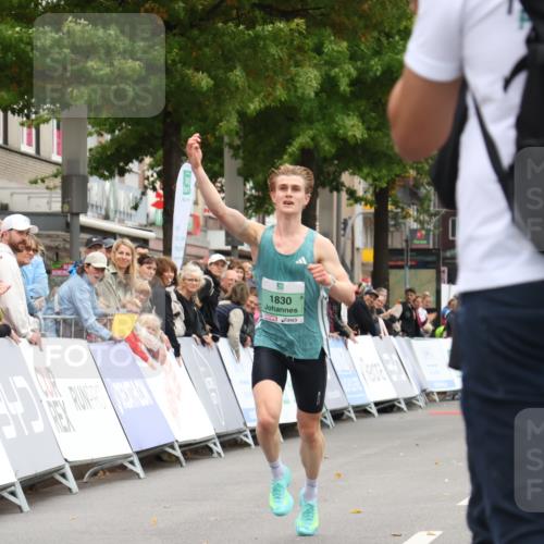 21.09.2025 - PSD Bank Halbmarathon Strokosch-Dieckow http://msf.ph/oto/8939498 21.09.2025 11:13:39 Ziel 1830 meine-sportfotos.de
