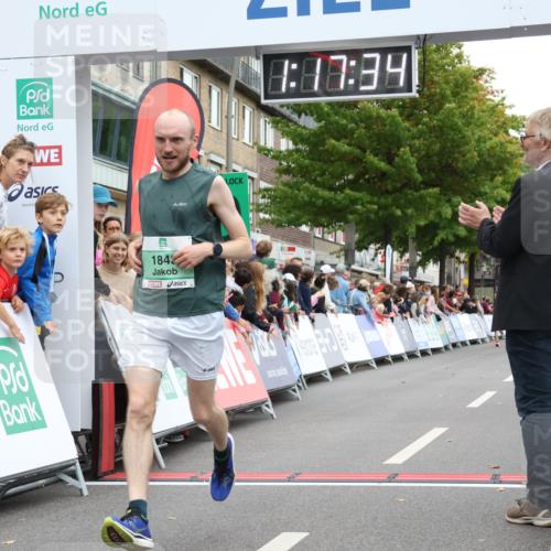 21.09.2025 - PSD Bank Halbmarathon Strokosch-Dieckow http://msf.ph/oto/8939541 21.09.2025 11:16:58 Ziel 1306, 1843 meine-sportfotos.de