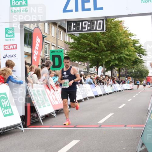 21.09.2025 - PSD Bank Halbmarathon Strokosch-Dieckow http://msf.ph/oto/8939578 21.09.2025 11:18:34 Ziel 1828 meine-sportfotos.de