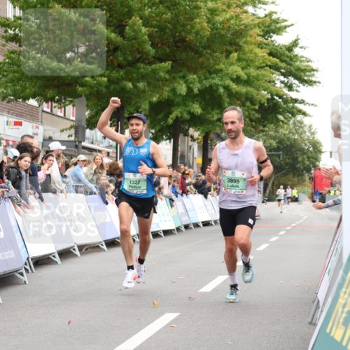 21.09.2025 - PSD Bank Halbmarathon Strokosch-Dieckow http://msf.ph/oto/8939585 21.09.2025 11:18:42 Ziel 1327, 1828, 3899 meine-sportfotos.de
