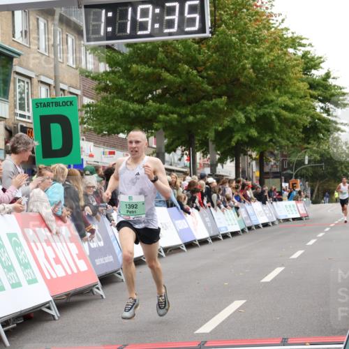 21.09.2025 - PSD Bank Halbmarathon Strokosch-Dieckow http://msf.ph/oto/8939595 21.09.2025 11:18:58 Ziel 1392 meine-sportfotos.de