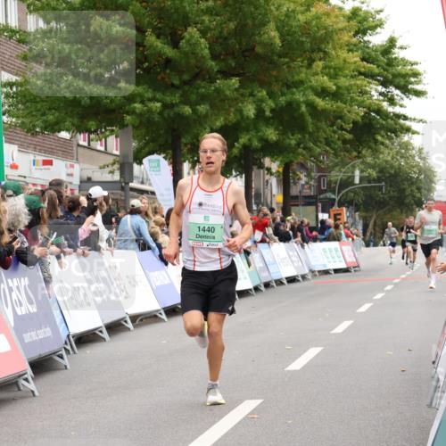 21.09.2025 - PSD Bank Halbmarathon Strokosch-Dieckow http://msf.ph/oto/8939648 21.09.2025 11:20:53 Ziel 1440, 1829 meine-sportfotos.de
