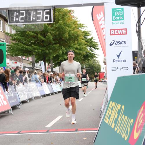 21.09.2025 - PSD Bank Halbmarathon Strokosch-Dieckow http://msf.ph/oto/8939656 21.09.2025 11:20:59 Ziel 1440, 1835, 1837 meine-sportfotos.de
