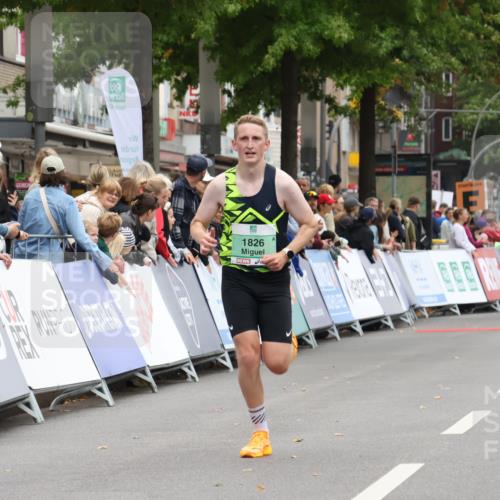 21.09.2025 - PSD Bank Halbmarathon Strokosch-Dieckow http://msf.ph/oto/8939680 21.09.2025 11:22:27 Ziel 1826 meine-sportfotos.de