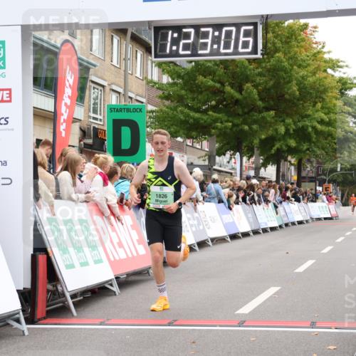 21.09.2025 - PSD Bank Halbmarathon Strokosch-Dieckow http://msf.ph/oto/8939683 21.09.2025 11:22:29 Ziel 1826 meine-sportfotos.de