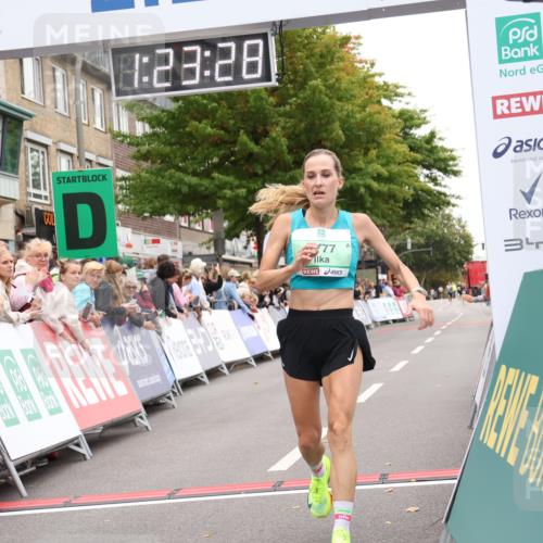 21.09.2025 - PSD Bank Halbmarathon Strokosch-Dieckow http://msf.ph/oto/8939702 21.09.2025 11:22:51 Ziel 1777 meine-sportfotos.de