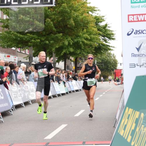 21.09.2025 - PSD Bank Halbmarathon Strokosch-Dieckow http://msf.ph/oto/8939709 21.09.2025 11:23:14 Ziel 1237, 1455, 1840 meine-sportfotos.de