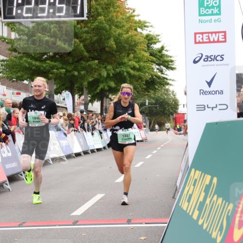 21.09.2025 - PSD Bank Halbmarathon Strokosch-Dieckow http://msf.ph/oto/8939710 21.09.2025 11:23:15 Ziel 1237, 1455, 1840 meine-sportfotos.de