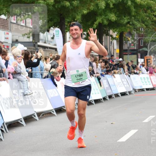 21.09.2025 - PSD Bank Halbmarathon Strokosch-Dieckow http://msf.ph/oto/8939726 21.09.2025 11:23:46 Ziel 1780 meine-sportfotos.de