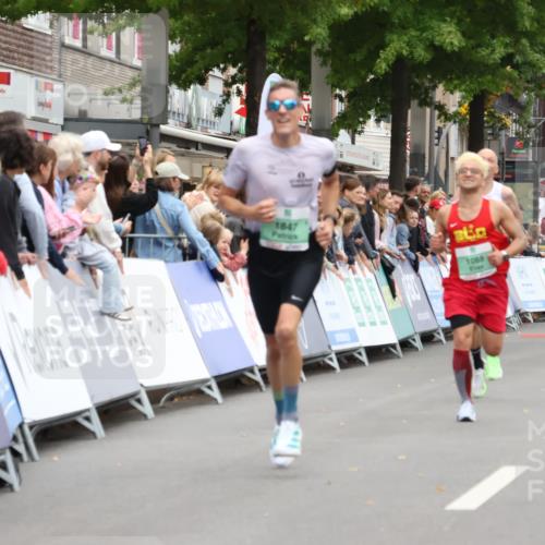 21.09.2025 - PSD Bank Halbmarathon Strokosch-Dieckow http://msf.ph/oto/8939736 21.09.2025 11:24:19 Ziel 1088, 1667, 1847 meine-sportfotos.de