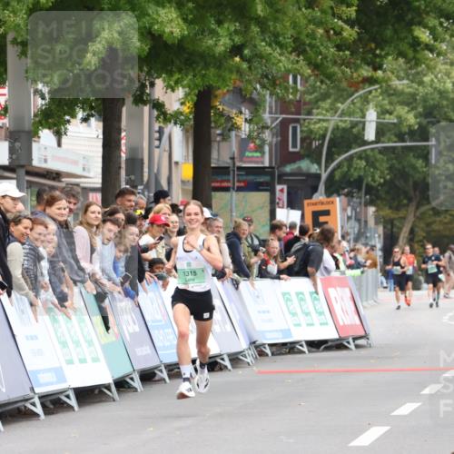 21.09.2025 - PSD Bank Halbmarathon Strokosch-Dieckow http://msf.ph/oto/8939787 21.09.2025 11:25:12 Ziel  meine-sportfotos.de