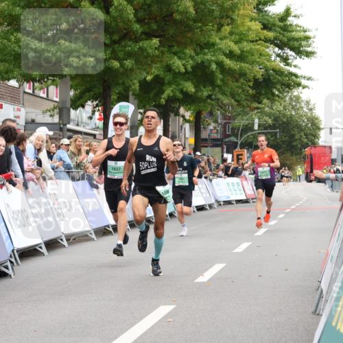 21.09.2025 - PSD Bank Halbmarathon Strokosch-Dieckow http://msf.ph/oto/8939801 21.09.2025 11:25:33 Ziel 1608, 1627, 1857, 1871 meine-sportfotos.de