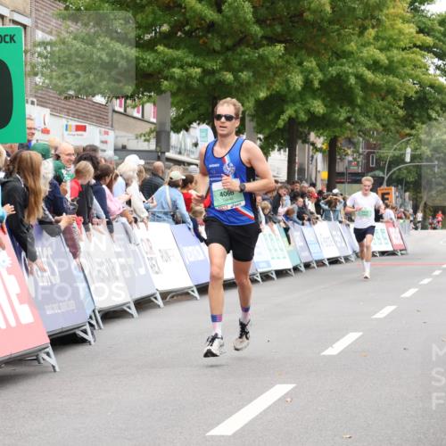 21.09.2025 - PSD Bank Halbmarathon Strokosch-Dieckow http://msf.ph/oto/8939838 21.09.2025 11:26:24 Ziel 1916, 2249, 4066 meine-sportfotos.de