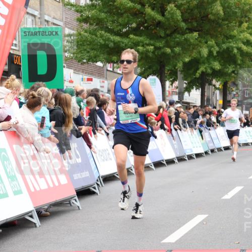 21.09.2025 - PSD Bank Halbmarathon Strokosch-Dieckow http://msf.ph/oto/8939839 21.09.2025 11:26:24 Ziel 1916, 2249, 4066 meine-sportfotos.de
