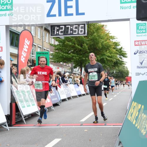 21.09.2025 - PSD Bank Halbmarathon Strokosch-Dieckow http://msf.ph/oto/8939871 21.09.2025 11:27:19 Ziel 1598, 1849, 4005 meine-sportfotos.de