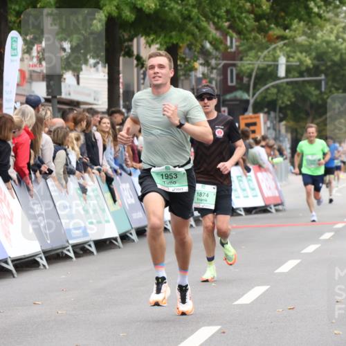 21.09.2025 - PSD Bank Halbmarathon Strokosch-Dieckow http://msf.ph/oto/8939900 21.09.2025 11:27:35 Ziel 1781, 1782, 1831, 1874, 1953, 4019 meine-sportfotos.de