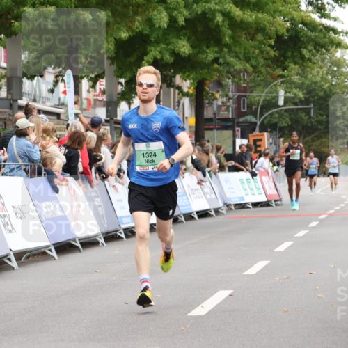 21.09.2025 - PSD Bank Halbmarathon Strokosch-Dieckow http://msf.ph/oto/8939955 21.09.2025 11:28:20 Ziel 1324, 1872 meine-sportfotos.de
