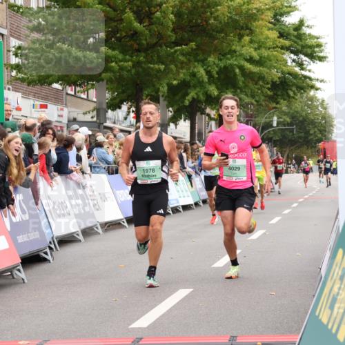 21.09.2025 - PSD Bank Halbmarathon Strokosch-Dieckow http://msf.ph/oto/8939977 21.09.2025 11:28:47 Ziel 1456, 1875, 1937, 1978, 4029 meine-sportfotos.de