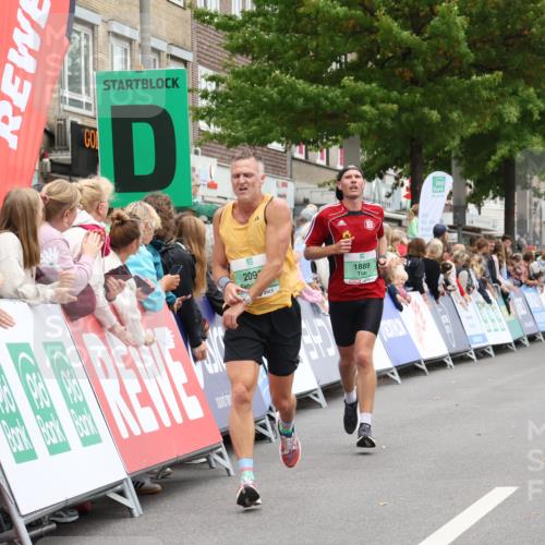 21.09.2025 - PSD Bank Halbmarathon Strokosch-Dieckow http://msf.ph/oto/8939993 21.09.2025 11:28:58 Ziel 1456, 1889, 1907, 1909, 2092 meine-sportfotos.de