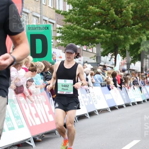 21.09.2025 - PSD Bank Halbmarathon Strokosch-Dieckow http://msf.ph/oto/8940016 21.09.2025 11:29:11 Ziel 1427, 1482, 1920 meine-sportfotos.de