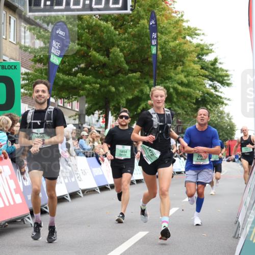 21.09.2025 - PSD Bank Halbmarathon Strokosch-Dieckow http://msf.ph/oto/8940028 21.09.2025 11:29:29 Ziel 1437, 1472, 1525, 1773, 1854, 2955, 3898 meine-sportfotos.de
