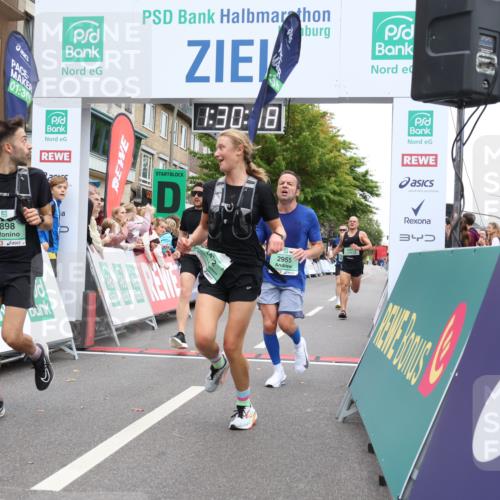 21.09.2025 - PSD Bank Halbmarathon Strokosch-Dieckow http://msf.ph/oto/8940032 21.09.2025 11:29:31 Ziel 1437, 1472, 1525, 1773, 1854, 2955, 3898 meine-sportfotos.de