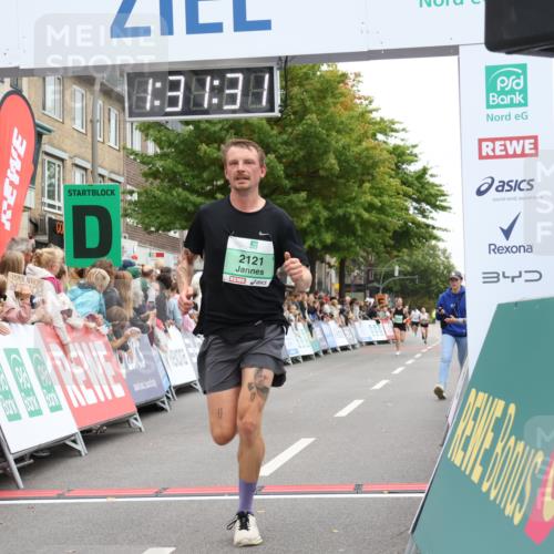 21.09.2025 - PSD Bank Halbmarathon Strokosch-Dieckow http://msf.ph/oto/8940113 21.09.2025 11:30:54 Ziel 1066, 1689, 1850, 2022, 2121 meine-sportfotos.de