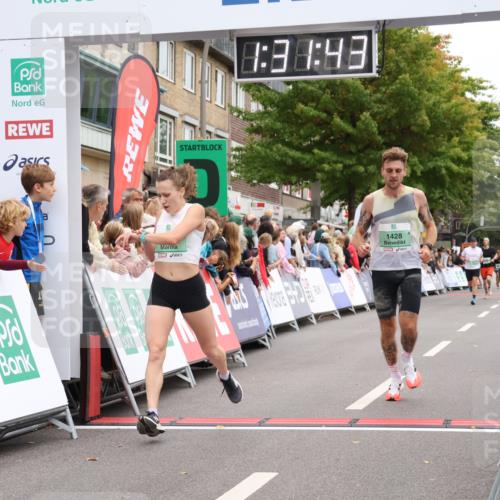 21.09.2025 - PSD Bank Halbmarathon Strokosch-Dieckow http://msf.ph/oto/8940126 21.09.2025 11:31:06 Ziel 1428, 1919, 2012 meine-sportfotos.de