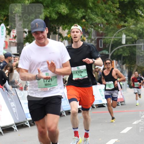 21.09.2025 - PSD Bank Halbmarathon Strokosch-Dieckow http://msf.ph/oto/8940132 21.09.2025 11:31:11 Ziel 1169, 1428, 1721, 2012 meine-sportfotos.de