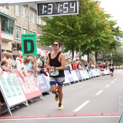 21.09.2025 - PSD Bank Halbmarathon Strokosch-Dieckow http://msf.ph/oto/8940141 21.09.2025 11:31:17 Ziel 1169, 1721, 1858 meine-sportfotos.de