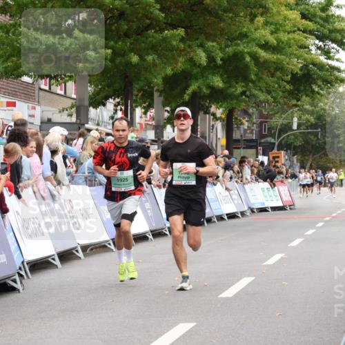 21.09.2025 - PSD Bank Halbmarathon Strokosch-Dieckow http://msf.ph/oto/8940145 21.09.2025 11:31:22 Ziel 1858, 1893, 1925 meine-sportfotos.de