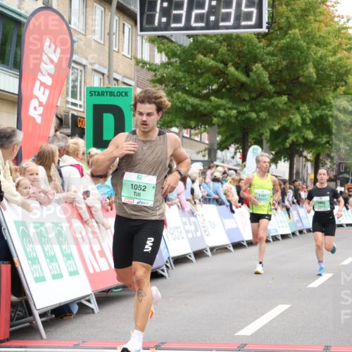 21.09.2025 - PSD Bank Halbmarathon Strokosch-Dieckow http://msf.ph/oto/8940189 21.09.2025 11:31:58 Ziel 1052, 1167, 1174, 1852, 1888, 1890, 1972, 1991, 2025, 2044 meine-sportfotos.de