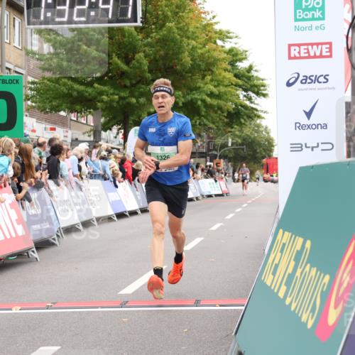 21.09.2025 - PSD Bank Halbmarathon Strokosch-Dieckow http://msf.ph/oto/8940197 21.09.2025 11:32:04 Ziel 1052, 1167, 1326, 1852, 1888, 1890, 2025, 2109 meine-sportfotos.de