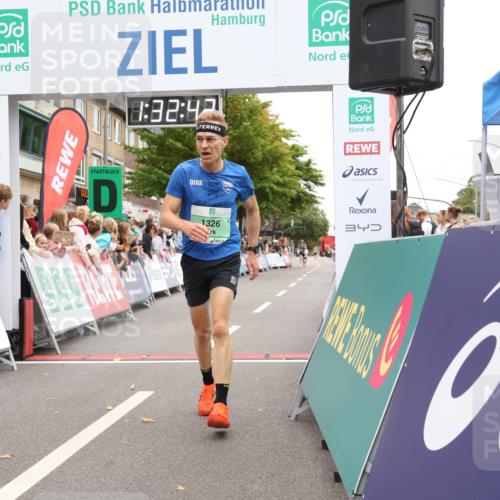 21.09.2025 - PSD Bank Halbmarathon Strokosch-Dieckow http://msf.ph/oto/8940198 21.09.2025 11:32:05 Ziel 1052, 1167, 1326, 1852, 1890, 2109 meine-sportfotos.de
