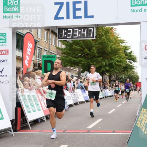 21.09.2025 - PSD Bank Halbmarathon Strokosch-Dieckow http://msf.ph/oto/8940261 21.09.2025 11:33:10 Ziel 1180, 1805, 1869, 1891 meine-sportfotos.de
